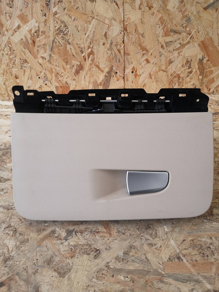 фото №1, Alfa romeo stelvio бардачок пасажира бежевий