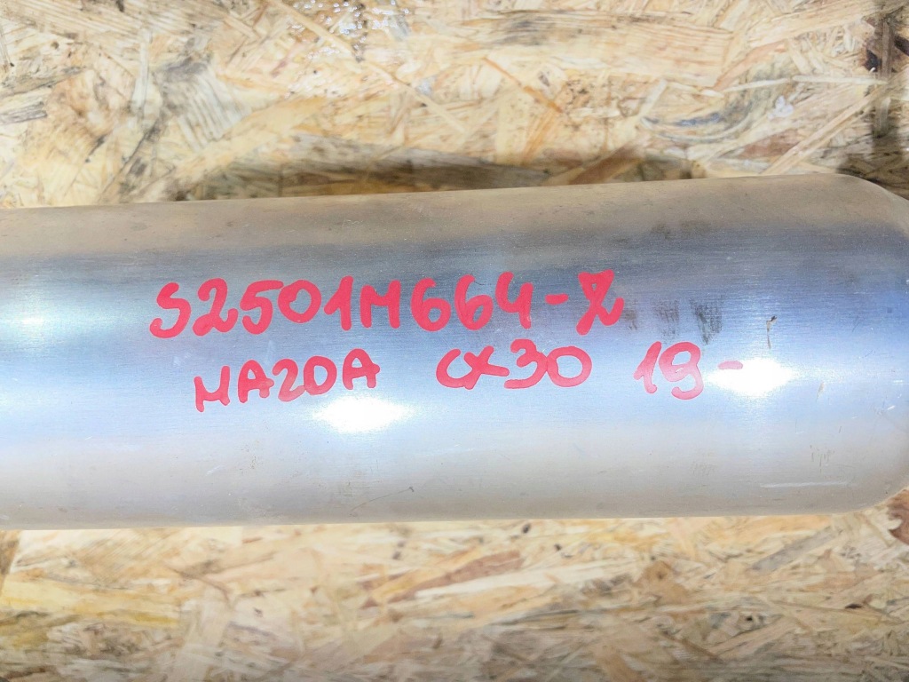 Mazda cx30 cx-30 19- выхлоп труба гаситель средний Киев