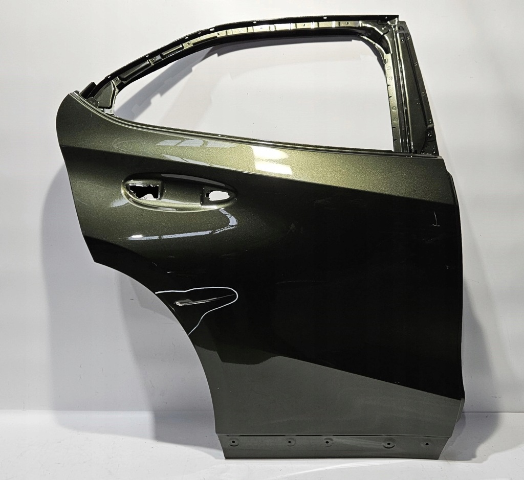 Купить Дверь правый задний  lexus ux 18- оригинал