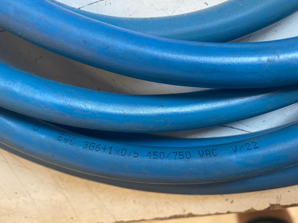 фото №7, Bmw i3 провода зарядки комплект typ 1