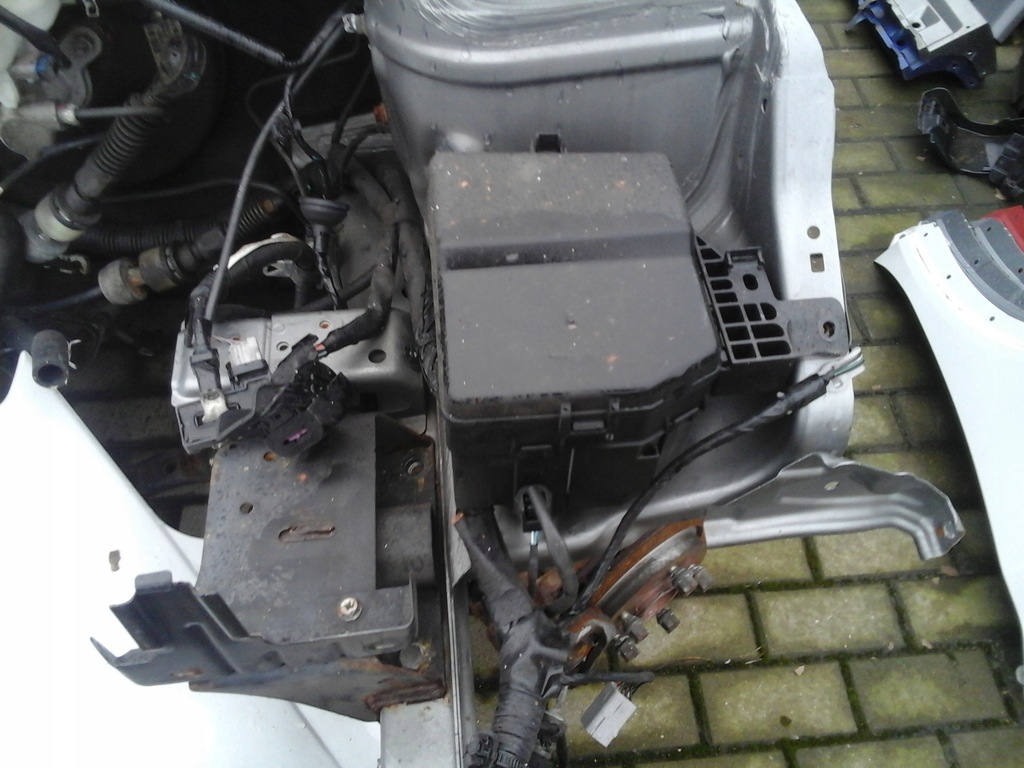 фото №1, Suzuki swift mk7 коробка предохранителей