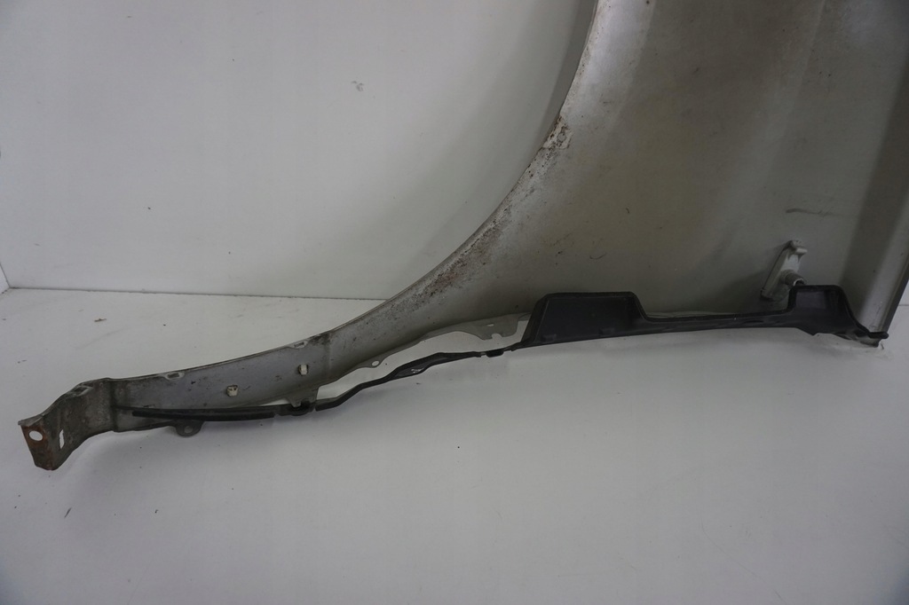 фото №13, Hyundai i800 h1 starex крыло передний правый серебристый mcl 663214h551