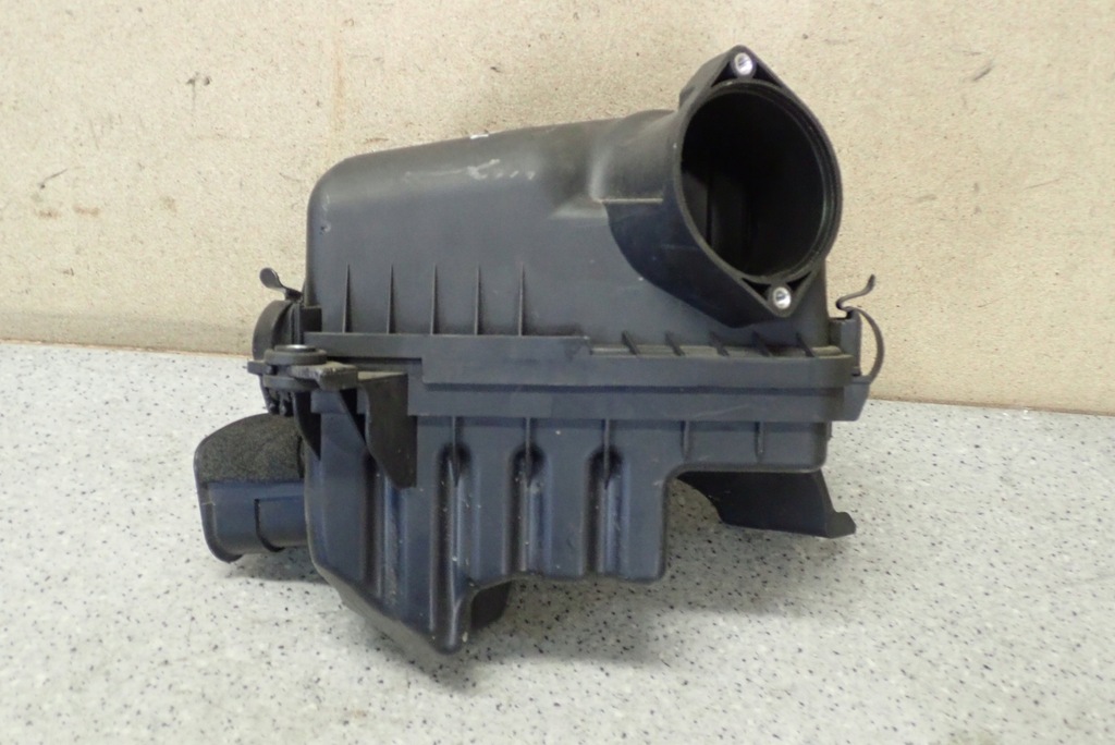 фото №1, Hyundai tucson 04-09 корпус фильтра воздуха