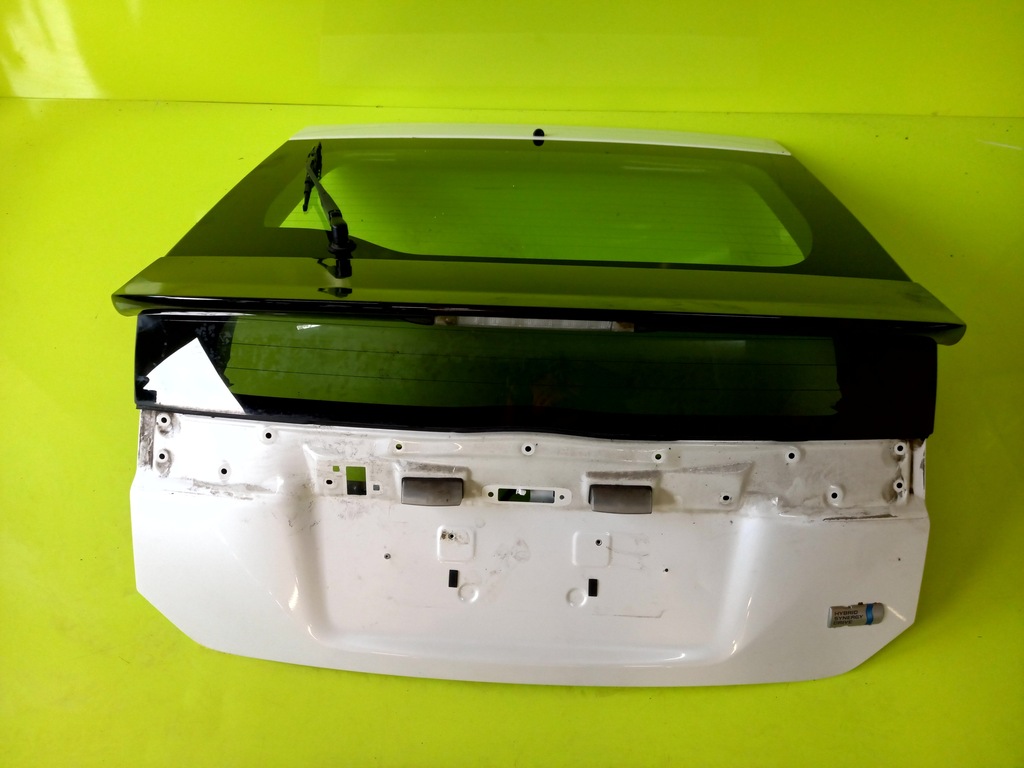 фото №1, Крышка багажника задняя лак 070 toyota prius iii 11r
