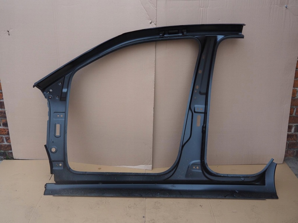 фото №9, Vw up mii citigo 5d обшивка порог блок двигателя правый