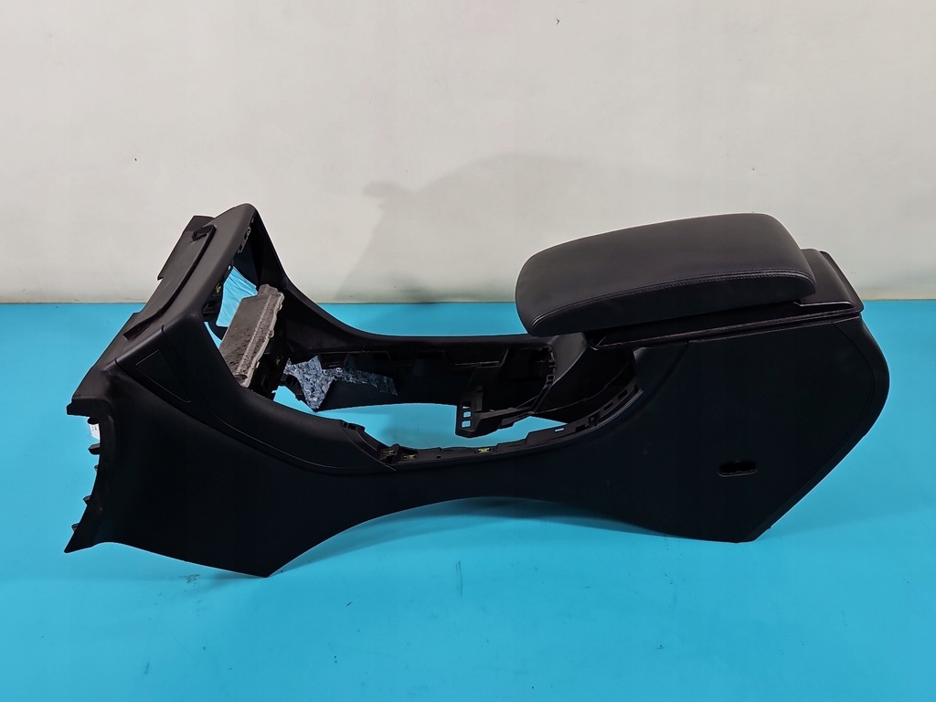 фото №7, Подлокотник туннель citroen c5 ii x7 996044354-01 996044354