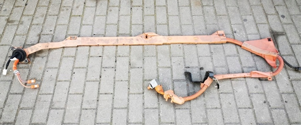 фото №1, Toyota corolla e21 kombi 2.0 hybrid жгут электропроводка аккумулятора