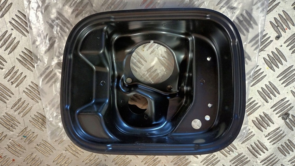 фото №1, Вкладка заливна горловина пального vw caddy 2015-2020 gaz