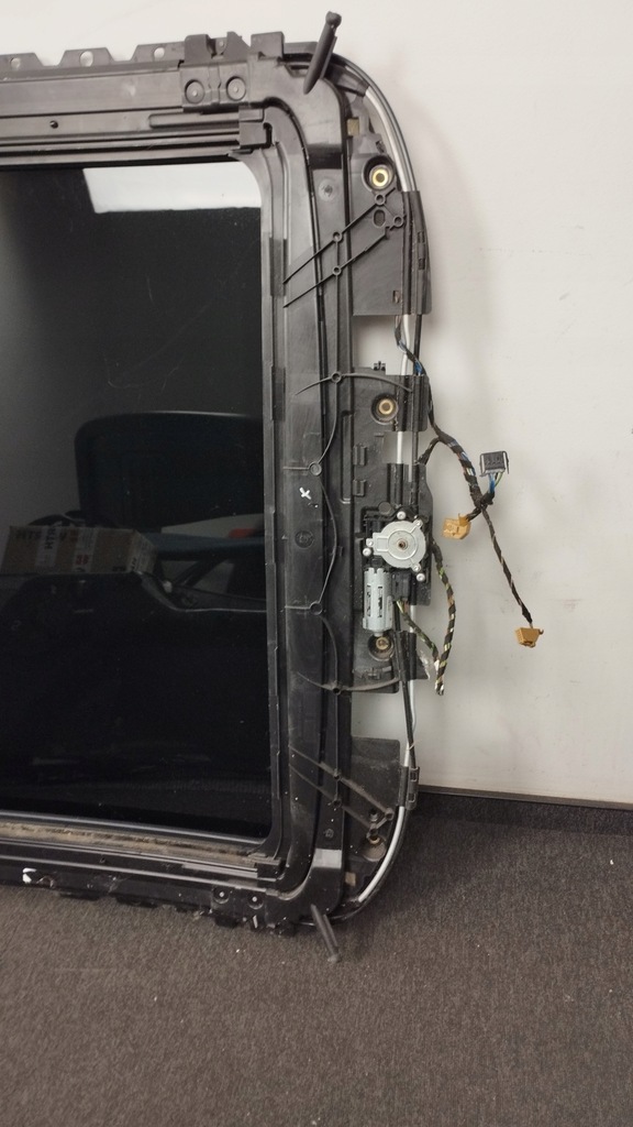 фото №9, Audi q7 sq7 панорама люк стеклянный крыша стекло шторка