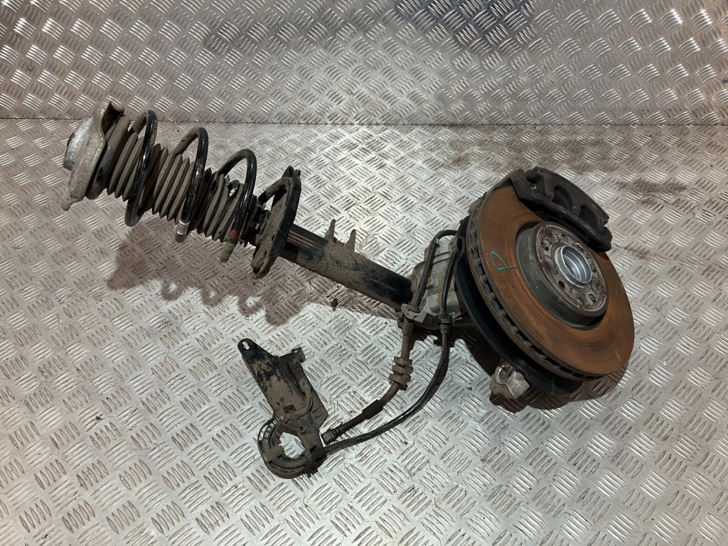 фото №1, Амортизационная стойка поворотный кулак правый перед mercedes eqb x243 300 4matic