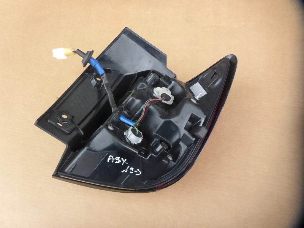 фото №6, Mitsubishi asx lift 20- лампа левый задняя левая задняя оригинал europa