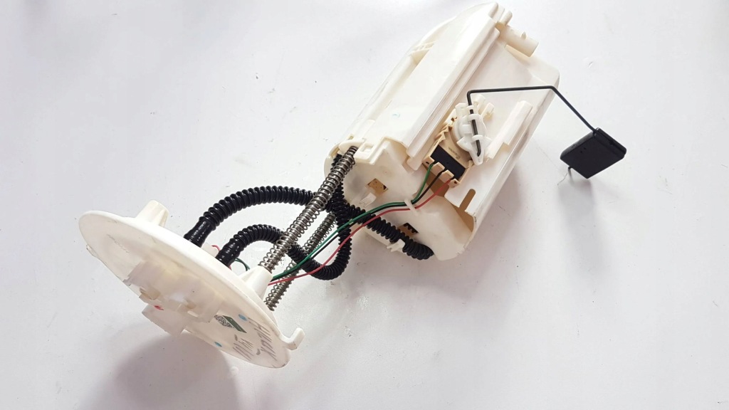 2017 toyota hilux an120, an130 датчик рівня пального 160629185120 Київ