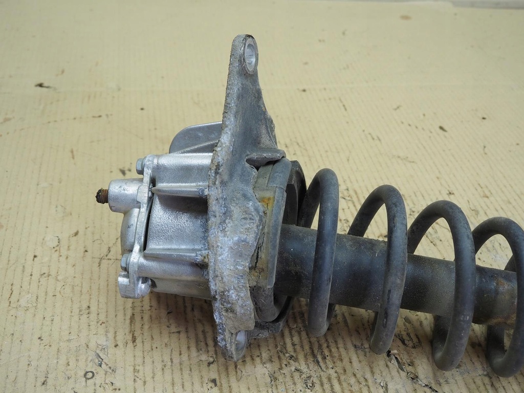 фото №12, Амортизатор правый задняя пружина volvo xc70 i 2001r