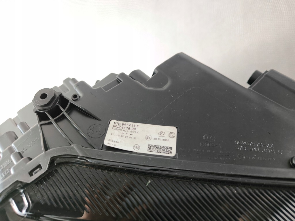 фото №9, Skoda karoq full led левый правый фара лампа 57b941015f 57b941016f