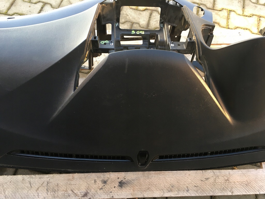 фото №6, Hyundai i40 подушка консоль приборная панель приборная eu оригинал