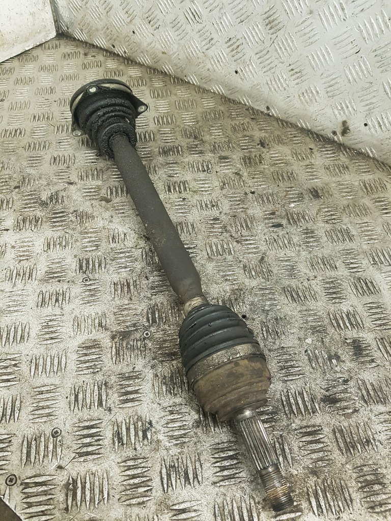 фото №1, Półośka приводной вал левая передняя dacia sandero i 1.4 бензин 2009 rok