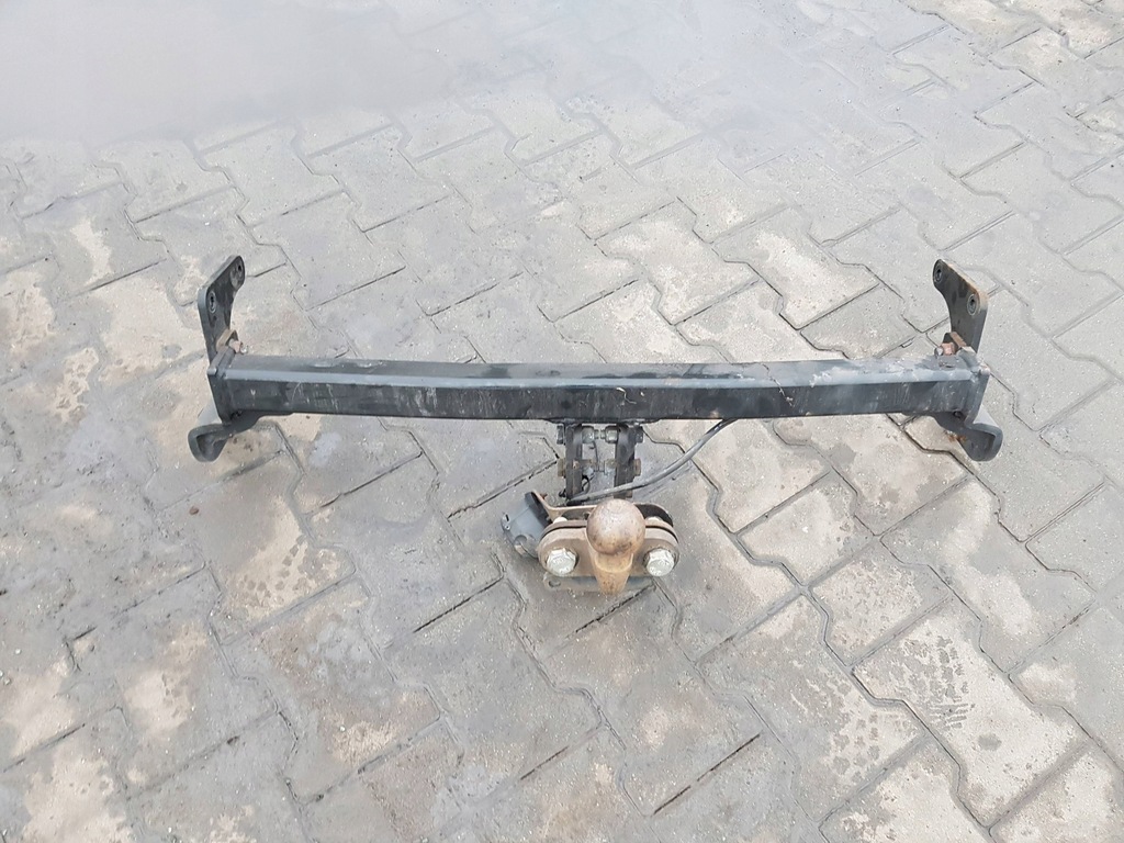 фото №1, Hyundai i40 11-18r kombi hak буксировочный