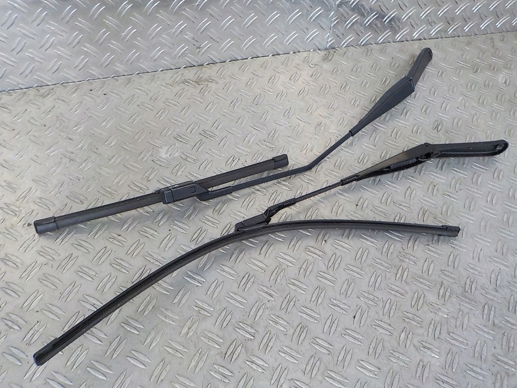 фото №1, Ford fiesta mk7 lift рычаги дворник комплект