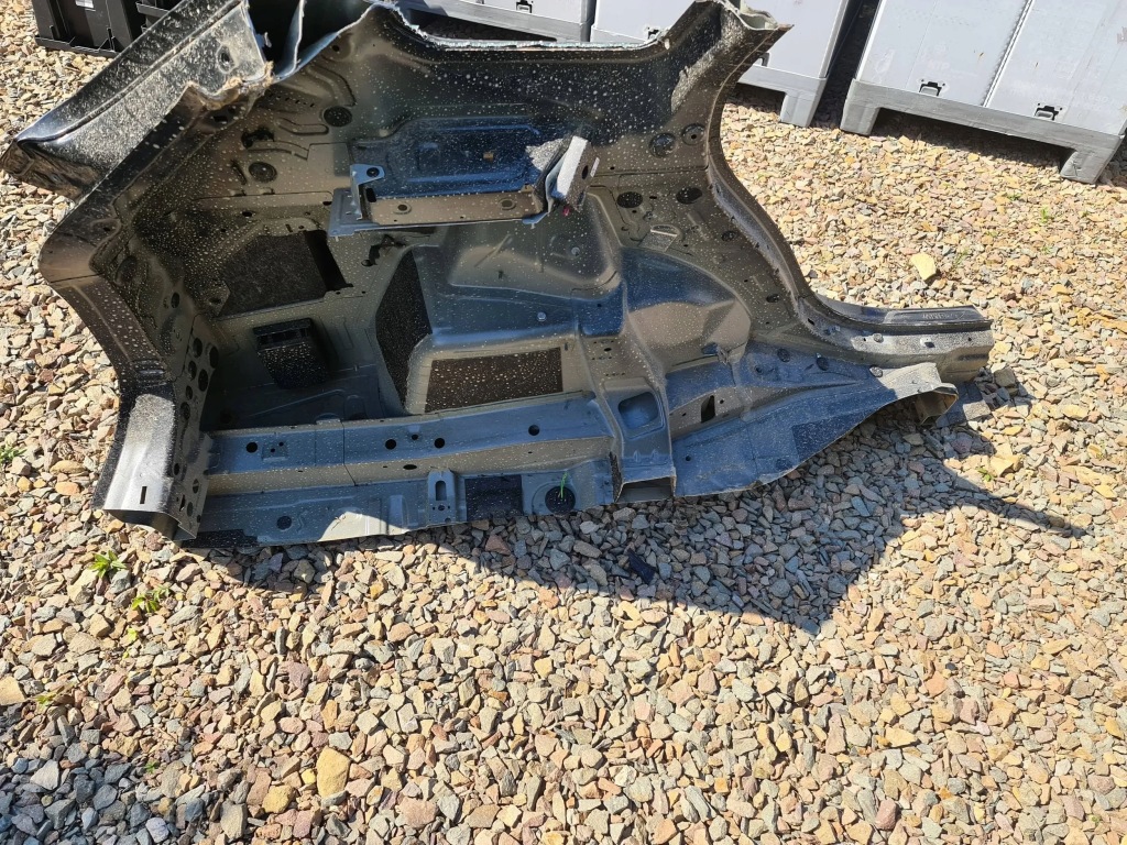 фото №2, Bmw f48 x1 чверть крила лівий задня