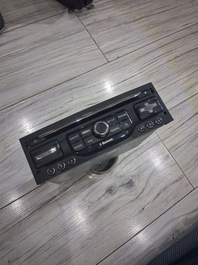 фото №1, Радио навигация rneg2 citroen c3 ii ds3 98067080xt