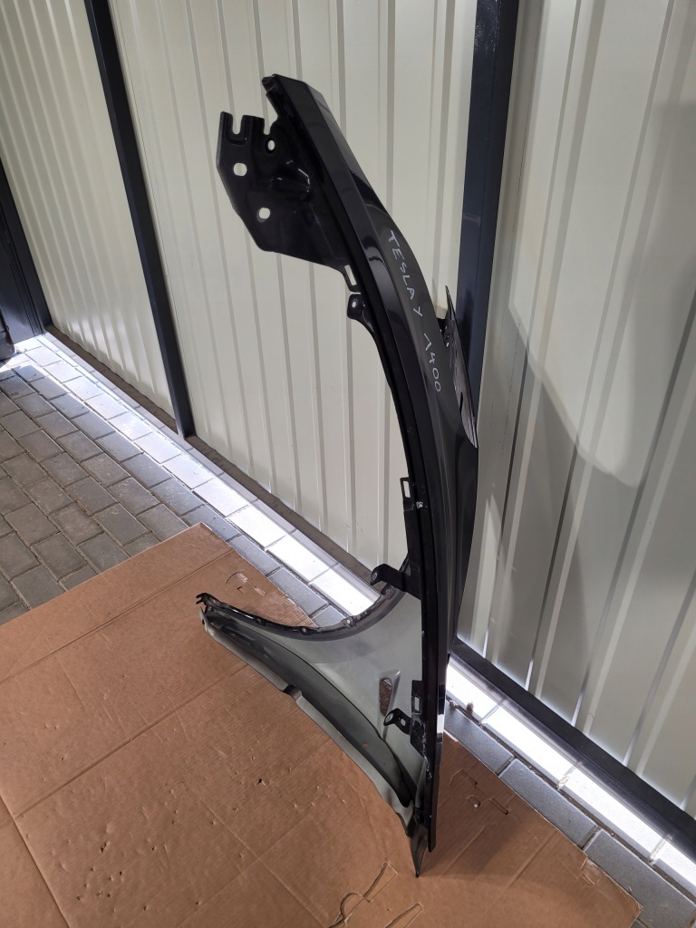 Tesla y крыло правый перед передний 149347200c с Разборки