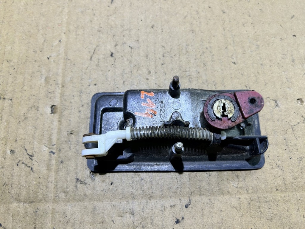 фото №3, Ручка двері правий перед land rover discovery i