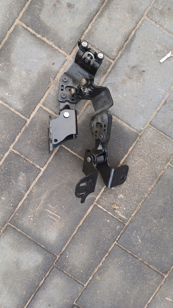 фото №1, Підрамник напрямна двері правий задня ford b-max