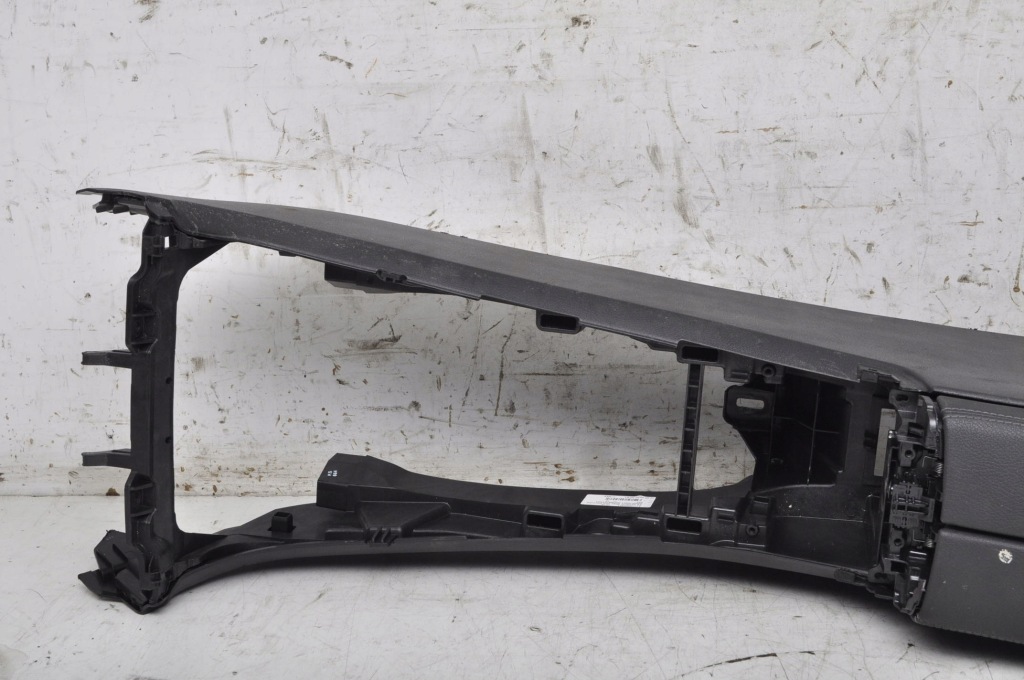 фото №8, Mercedes w177 amg тунель середній підлокітник