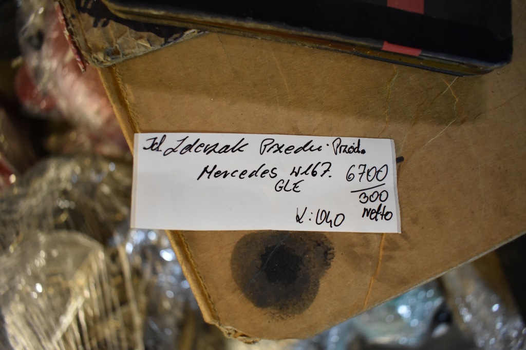 Idealny комплект . бампер передний перед mercedes gle w167 цвет: 040 4pdc 1 Недорого