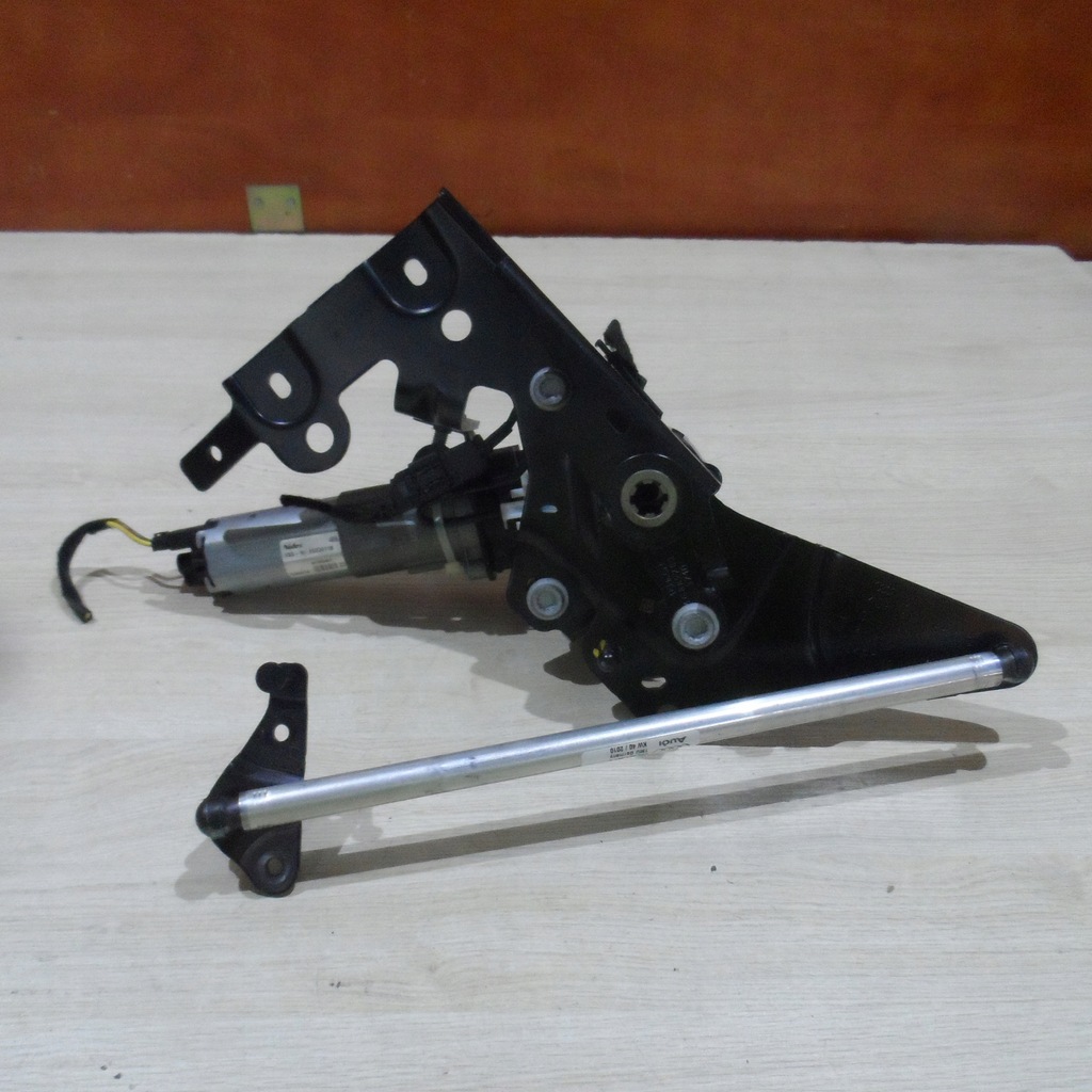 фото №9, Моторчик привід петля лівий кришки задня audi a7