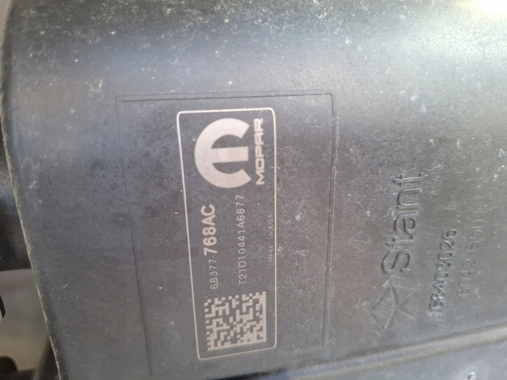 Купити Dodge durango 2021-2025 фільтр вугільний idealny !!