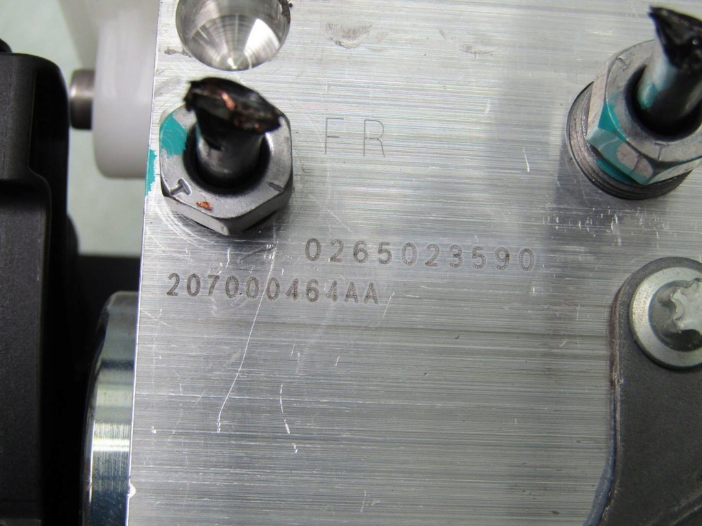 Omoda e5 24r насос abs гальмівна 0265957329 0265023590 207000464aa Київ