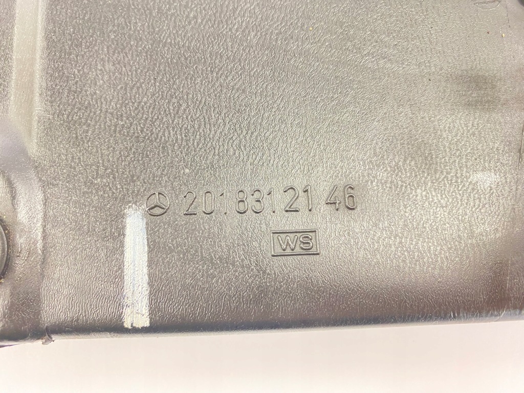 Труба канал обдув воздуха левый mercedes w201 190 2018312146 в Украине