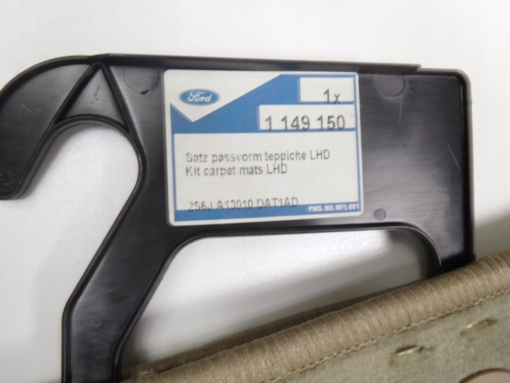 фото №8, Коврики ford fiesta 11/01- fusion 04/02- оригинальный номер 1149150