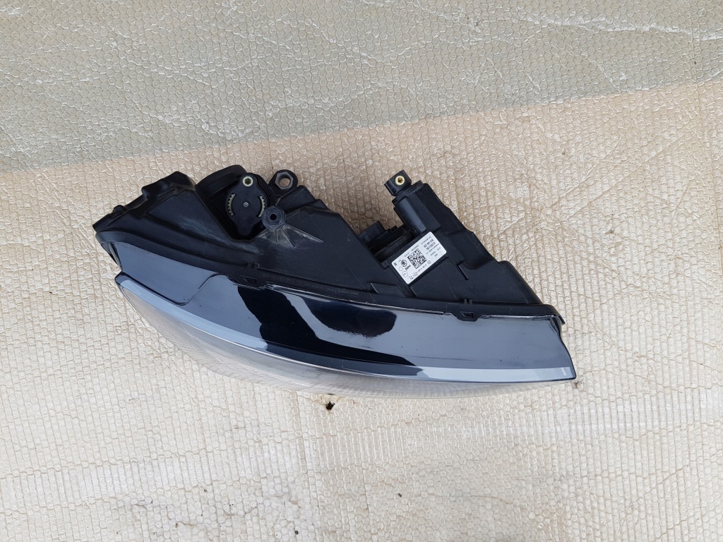 Фара фара передняя правый  skoda scala led Доставка