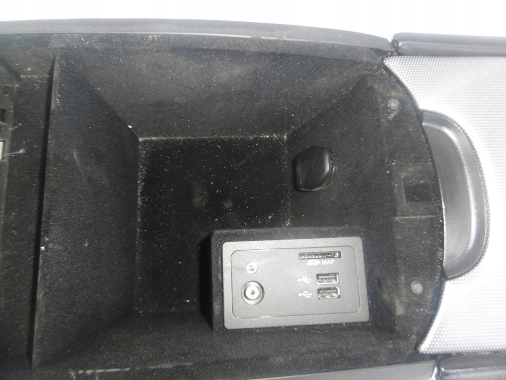 фото №11, Підлокітник тунель середній infiniti q50 969414gf0a 969154gf0a 969104gt0a