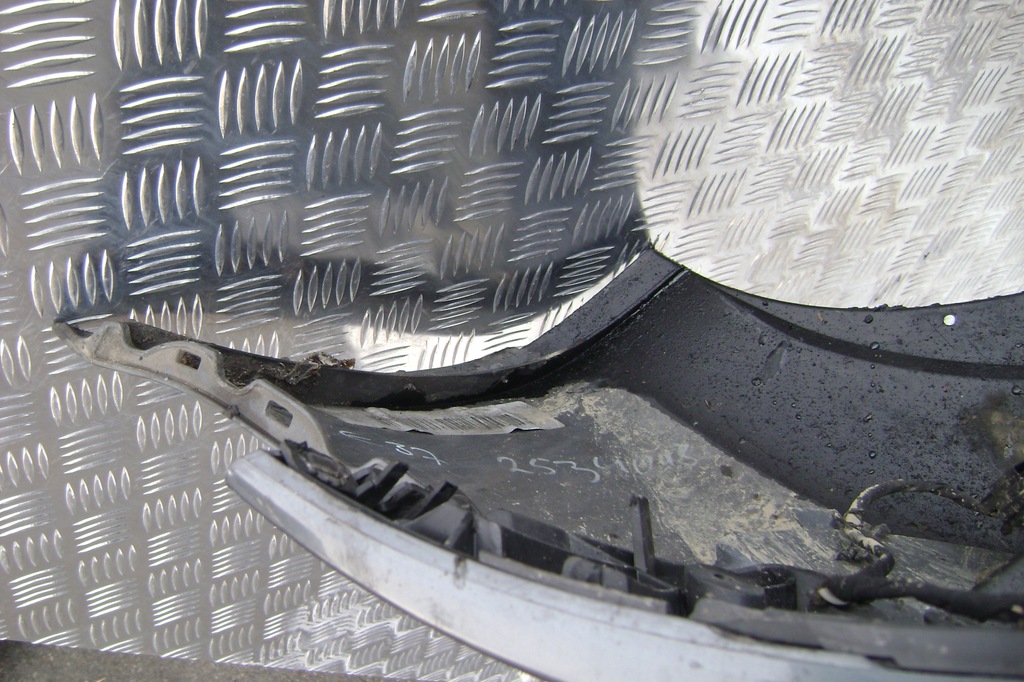 фото №8, Audi a4 b6 cabrio - бампер передний