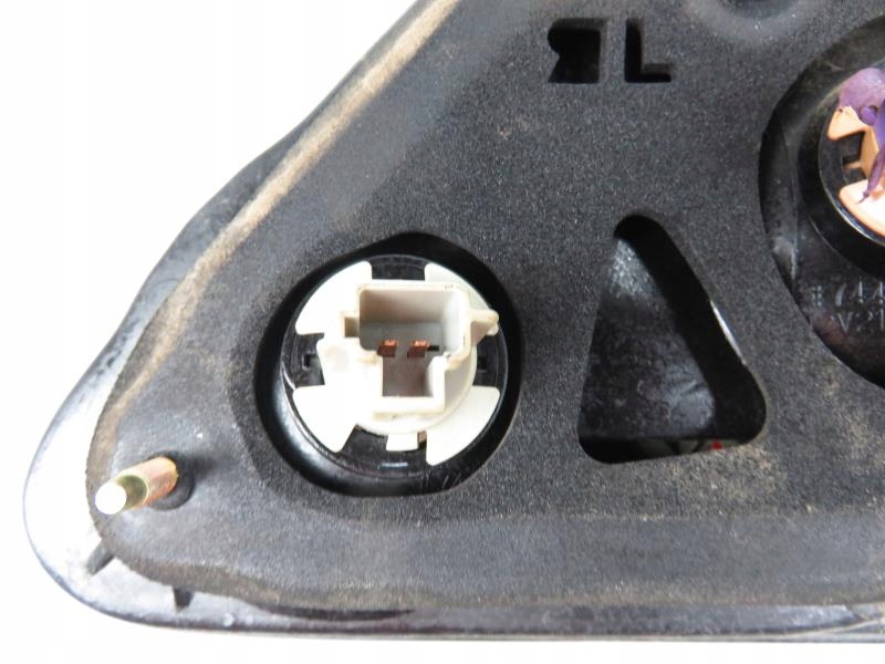 фото №2, Лампа ліва задня кришка багажника lexus rx i