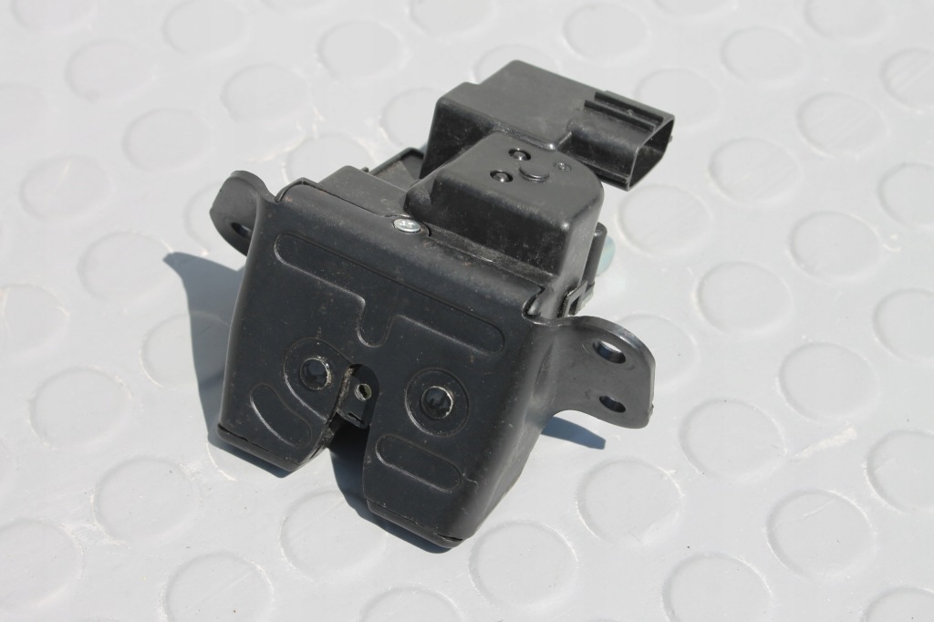 фото №1, Замок крышки багажника задняя 81230-2s000 hyundai ix35