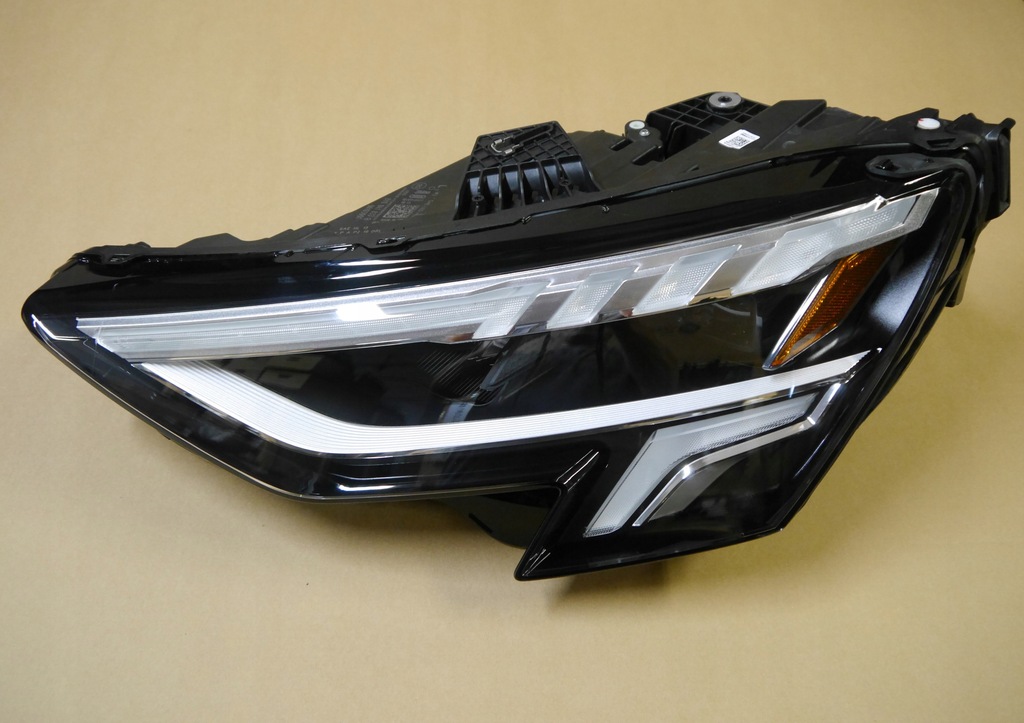 фото №1, Audi a3 8y лампа диодная full led 8y0941033b