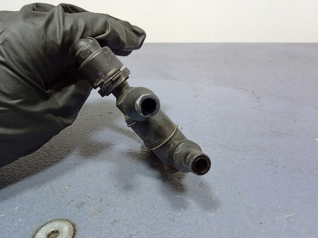 фото №6, Mercedes gls x167 400d 2.9 шланг водяной жидкость охлаждающий a1675015100