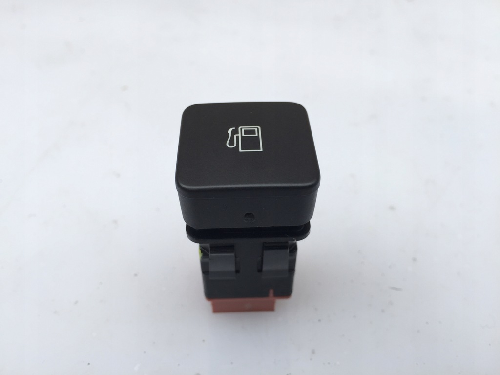 фото №1, Ctroen c4 ii b7 кнопка открывания заливной топлива