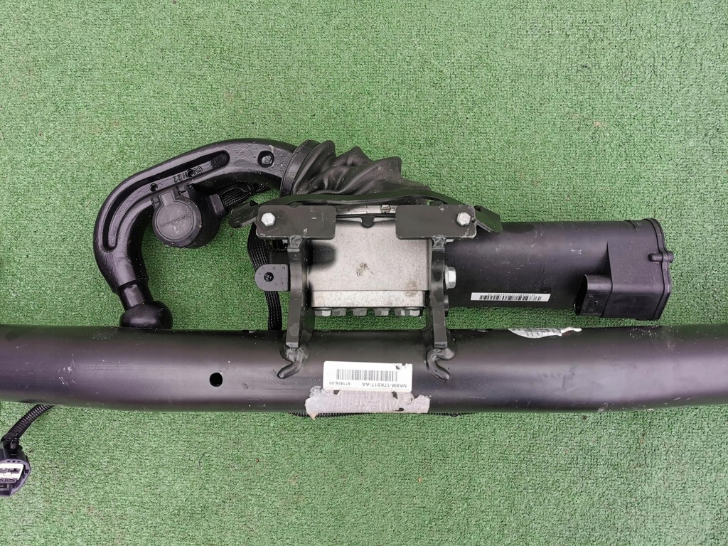 фото №13, Hak буксировочный jaguar f-pace nk8m-17k817-aa