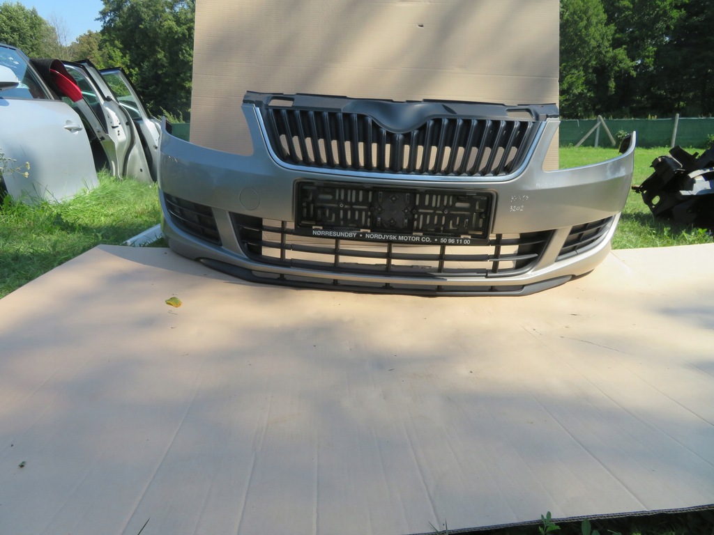 фото №1, Бампер перед передний skoda fabia ii lift roomster 5j0807221d