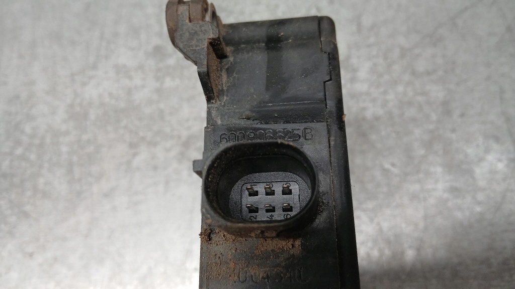 Клапан магнитный seat ibiza 3 1.4tdi 02-06r 3d 6q0906625b в Украине