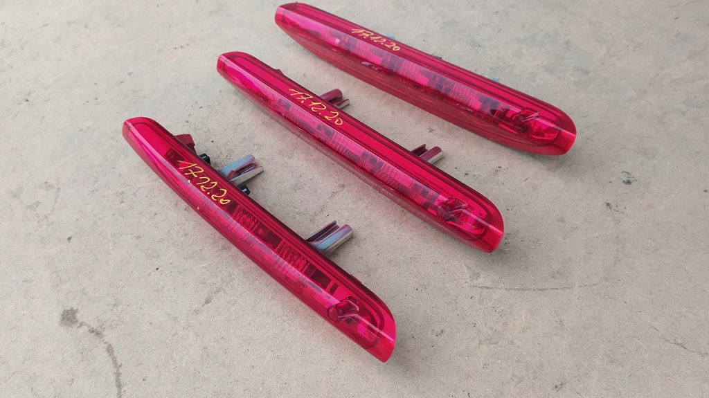 фото №5, Лампа стоп-сигнал w крышка peugeot 208