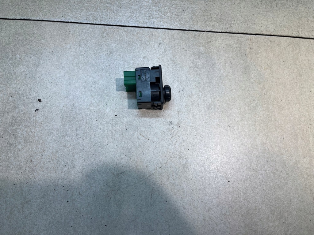 фото №1, Переключатель регулировки зеркал primera p12 1.9dci