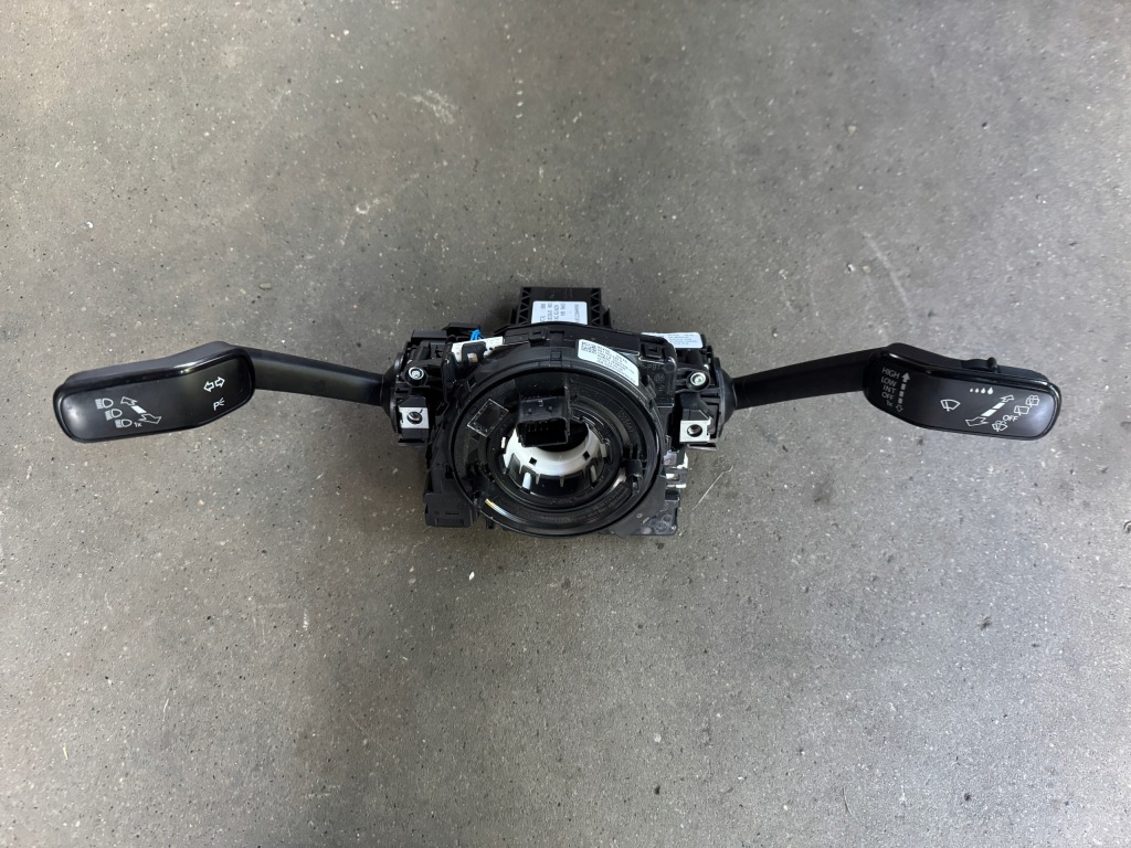 фото №1, Vw golf 8 viii переключатель комбинированный 5q1953507fl