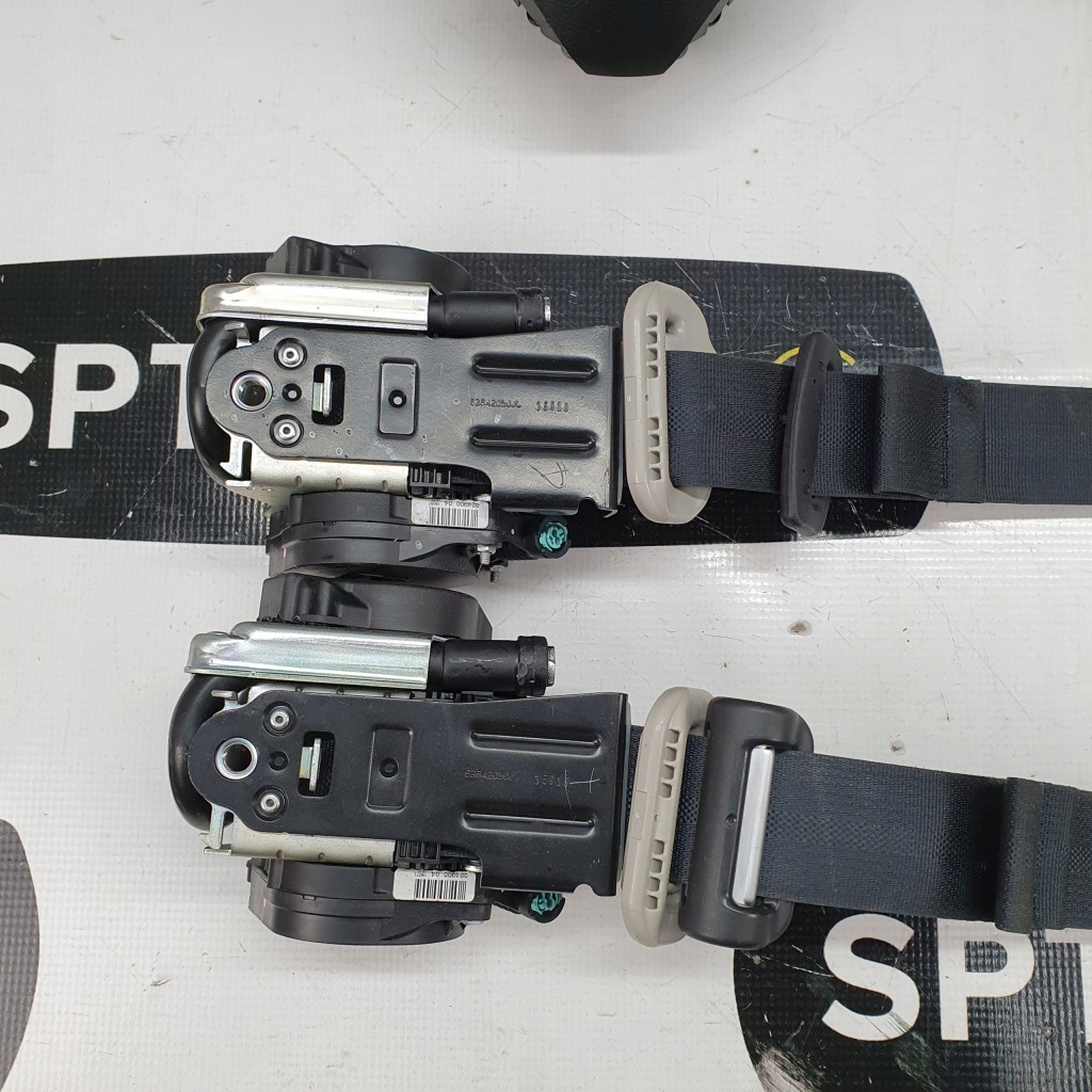 фото №10, Micra k14 приборная панель консоль подушки безопасности ремни подушка безопасности