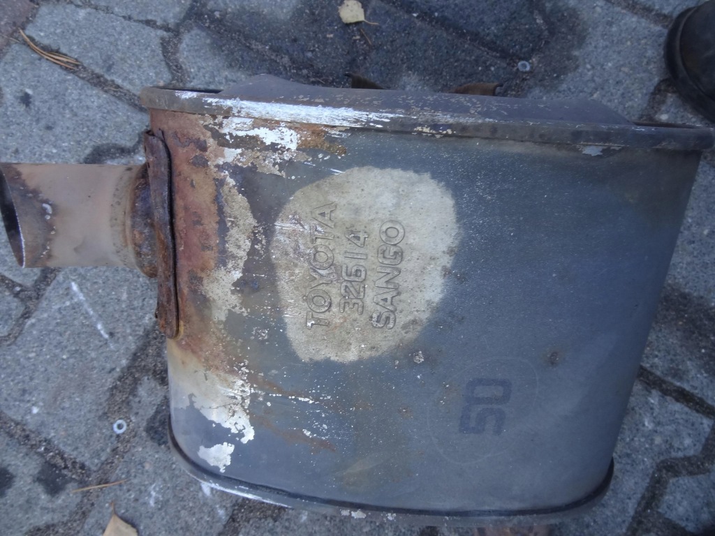 Гасник кінцевий труба toyota auris 1 2.2 d Оригінал